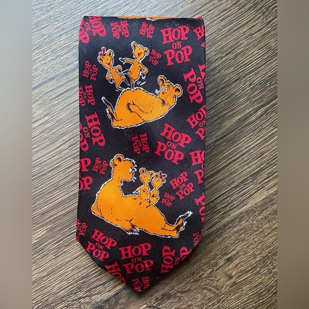 Dr. Seuss Hop on Pop Tie 100% Silk vintage 1994